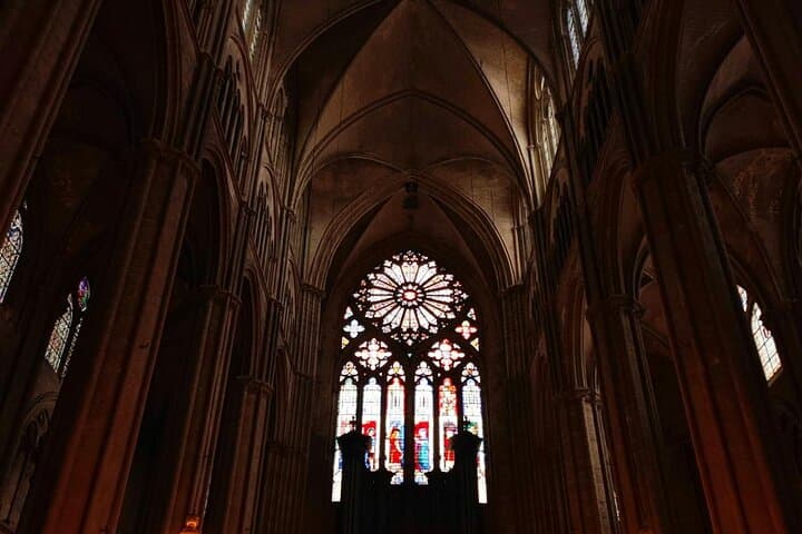 Self-Guided Bourges Cathedral Audio Tour — Mobile App Walkthrough of Saint-Étienne photo 3