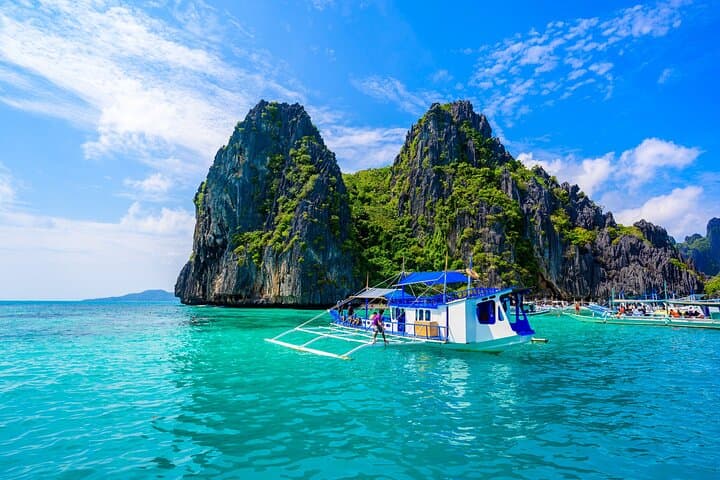 El Nido Private Island Hopping Tour — Bacuit Bay Boat Charter photo 5