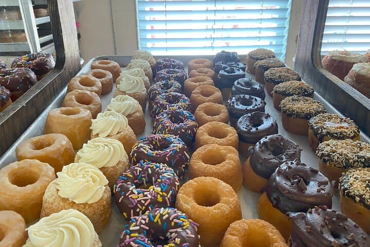 Nashville 12South Food Tour: 7 Tastings Across a Trendy Neighborhood