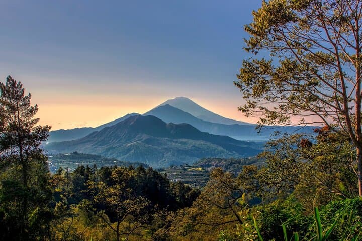 Pinggan Sunrise & Mount Batur Volcano View Day Trip photo 2