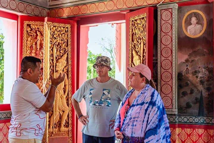 Khao Lak Sea Turtles, Temples & Bamboo Rafting Day Tour from Phuket
