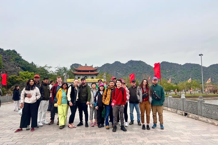 Trang An Full-Day Limousine Adventure: Hoa Lu, Trang An Sampan Cruise & Mua Cave Hike photo 3
