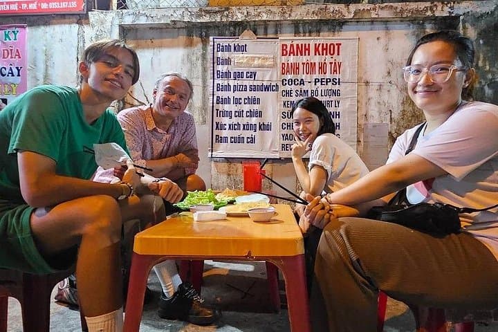 Hue Street Food Walking Tour: Traditional Dishes & Hidden Gems photo 2