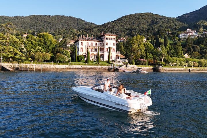 Lake Como Private 2-Hour Boat Tour: Villas, Isola Comacina & Hidden Gems