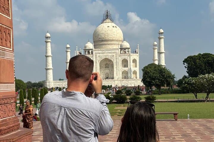 Private Taj Mahal & Agra Fort Day Tour from New Delhi — Same-Day Agra Excursion photo 2