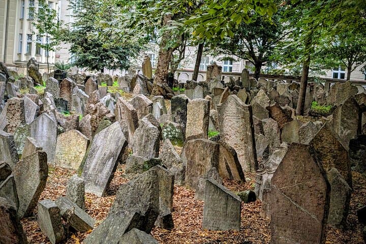 Jewish Prague Walking Tour: Synagogues, Cemetery & Medieval Underground photo 2