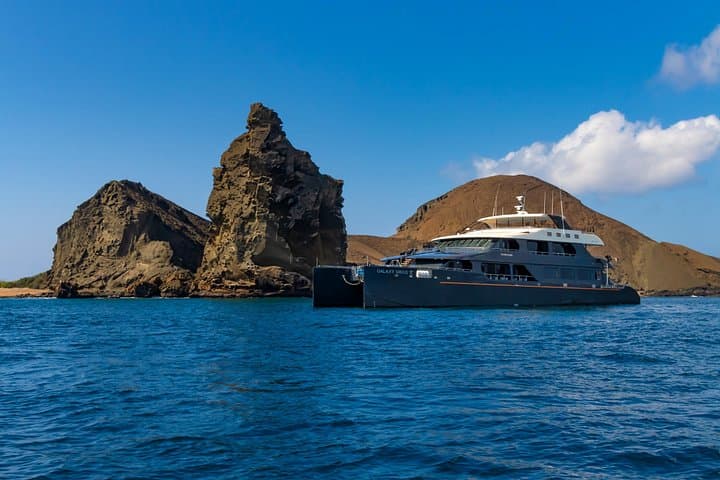 Galaxy Sirius Galapagos Luxury Catamaran: 5–6 Day Wildlife Cruise from San Cristobal photo 4
