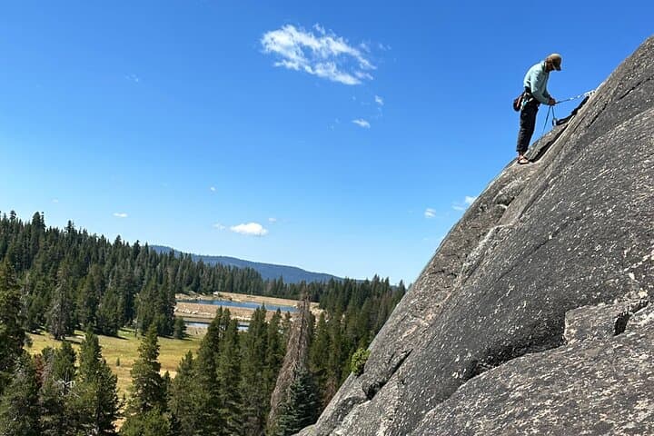 Bear Valley Rock Climbing Introductory Courses: Half-Day Outdoor Climbing in the Sierra