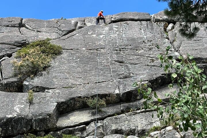 Bear Valley Rock Climbing Introductory Courses: Half-Day Outdoor Climbing in the Sierra photo 5