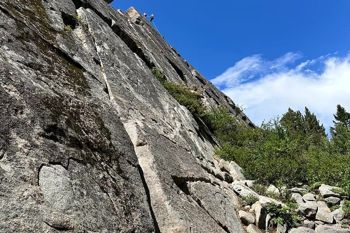 Bear Valley Rock Climbing Introductory Courses: Half-Day Outdoor Climbing in the Sierra photo 6