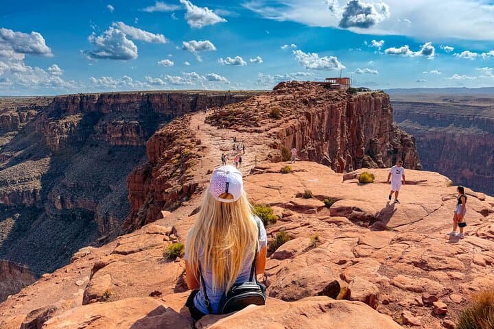 Exclusive Grand Canyon and Hoover Dam Private Tour from Las Vegas: Skywalk, Guano Point & More