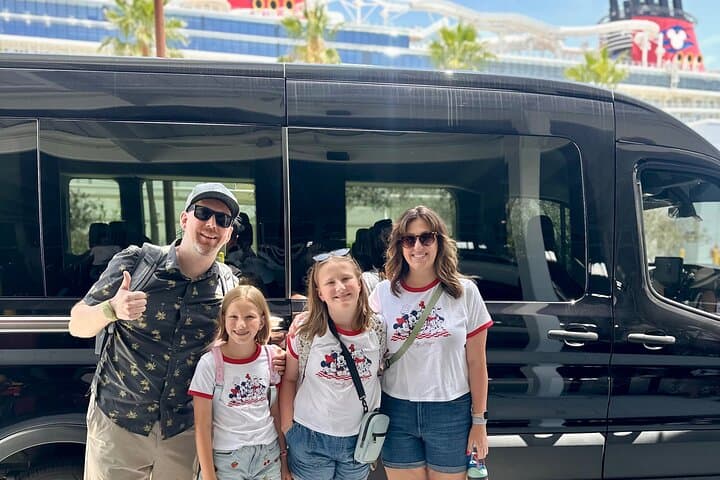 Orlando to Port Canaveral Private Transfer: Luxury Hotel Pickup to the Cruise Port photo 2