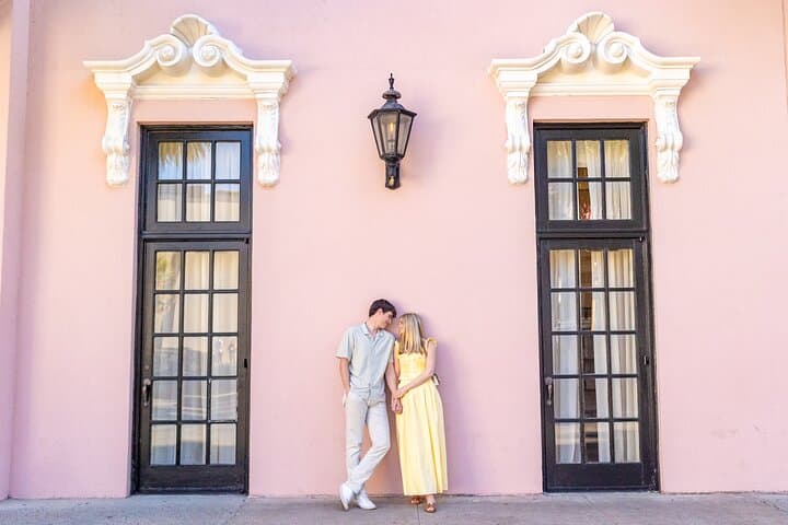 Charleston Romantic Photoshoot: Private Walking Tour & Photo Session