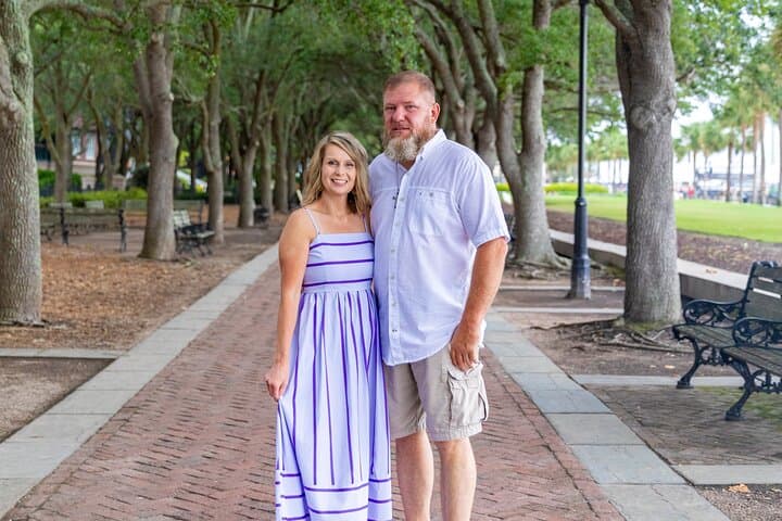 Charleston Romantic Photoshoot: Private Walking Tour & Photo Session photo 2