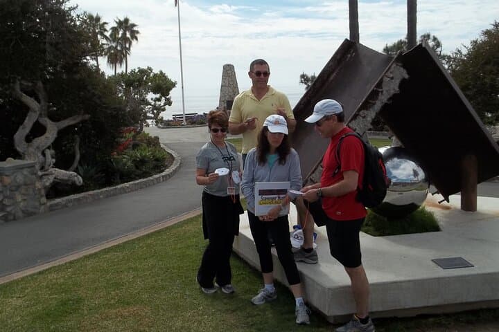 Laguna Beach Murder Mystery Scavenger Hunt: Downtown Walking Game photo 4