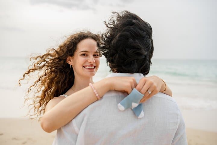 Alambique Beach Maternity Photoshoot — Puerto Rico Sunset Portrait Session photo 4