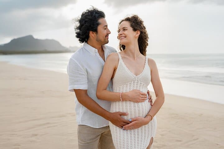 Alambique Beach Maternity Photoshoot — Puerto Rico Sunset Portrait Session photo 1