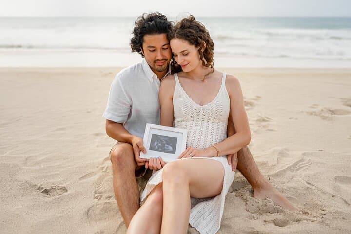 Alambique Beach Maternity Photoshoot — Puerto Rico Sunset Portrait Session photo 2