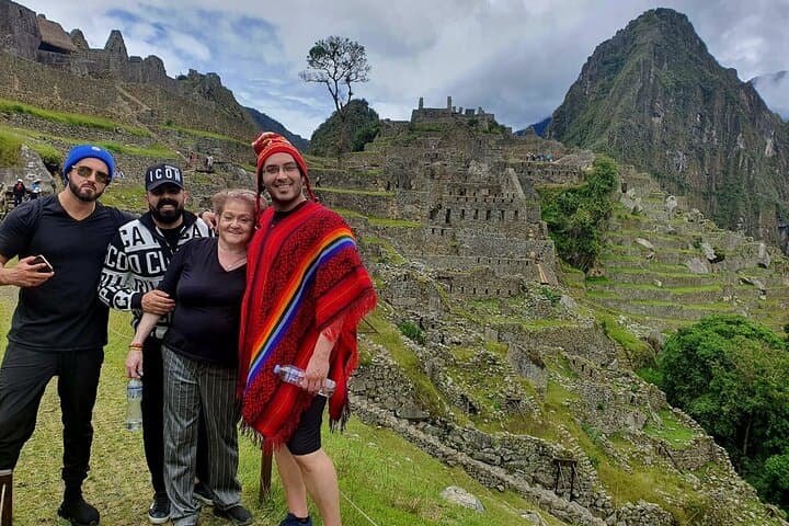 Last-Minute Machu Picchu: Private 2-Day Train Adventure from Cusco