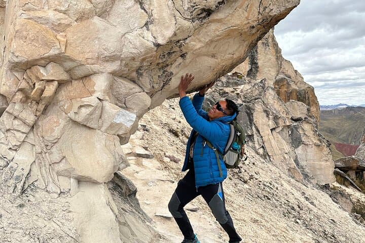 Palccoyo Rainbow Mountain Day Trek from Cusco: Easy High-Altitude Views photo 6