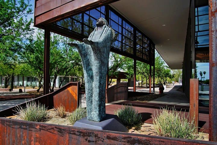 Bespoke Saguaro Golf Cart Tour of Old Town Scottsdale photo 3