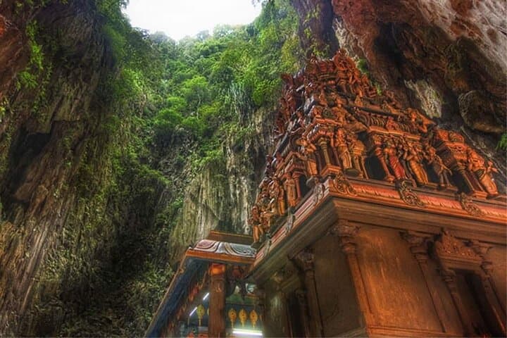 Half-Day Batu Caves Tour: Climb the Rainbow Steps & Explore Limestone Caverns photo 4