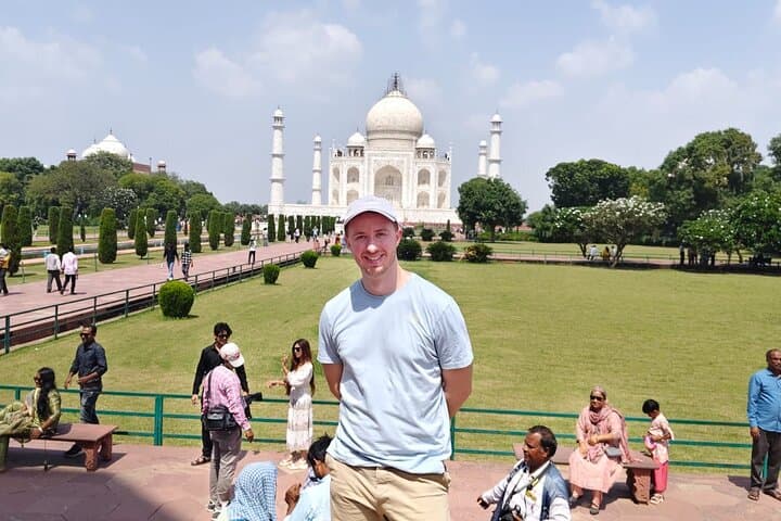 Gatimaan Express Taj Mahal Day Tour from Delhi to Agra photo 1