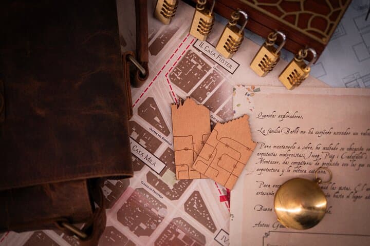 Barcelona Street Escape: Gaudí's Hidden Treasure Walking Game photo 4