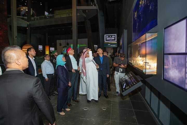 Makkah Clock Tower Museum Observation Deck: Panoramic Kaaba Views & Clock Exhibits photo 6