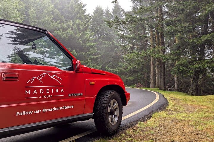 Half-Day Private Jeep to Nuns Valley & Eira do Serrado — Madeira Mountain Tour