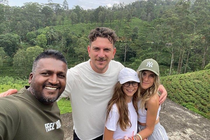 Kandy City Tour: Sacred Tooth, Peradeniya Gardens & Cultural Show photo 1