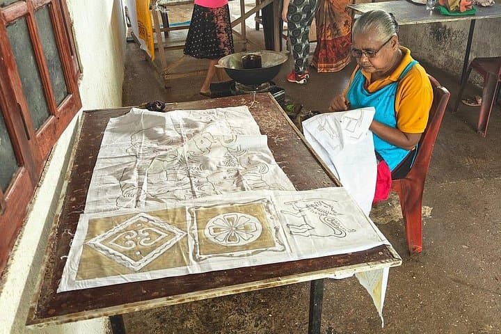 Kandy City Tour: Sacred Tooth, Peradeniya Gardens & Cultural Show photo 4