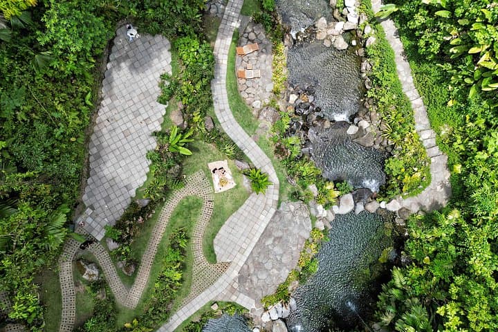 Kuru Jungle Springs — La Fortuna Natural Springs & Jungle Trails Guide photo 4
