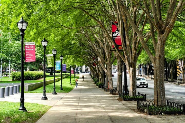 Midtown Passport Global Bites and Sips: Atlanta Midtown Food Tour photo 1