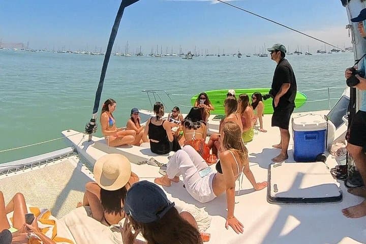 Private Catamaran Charter to San Lorenzo Island from La Punta (Callao) photo 3