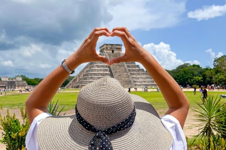 Early Access Chichen Itza Tour: Cenote Saamal & Valladolid Day Trip photo 3