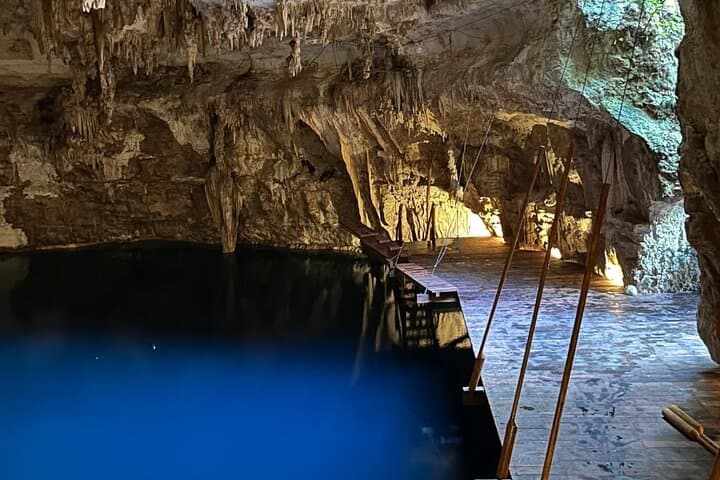 Early-Access Chichén Itzá Tour with Cenote Swim and Valladolid Visit photo 3