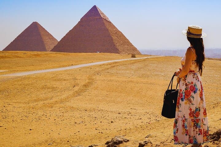 Hurghada to Cairo VIP Small-Group Tour: Egyptian Museum & Giza Pyramids Day Trip photo 1