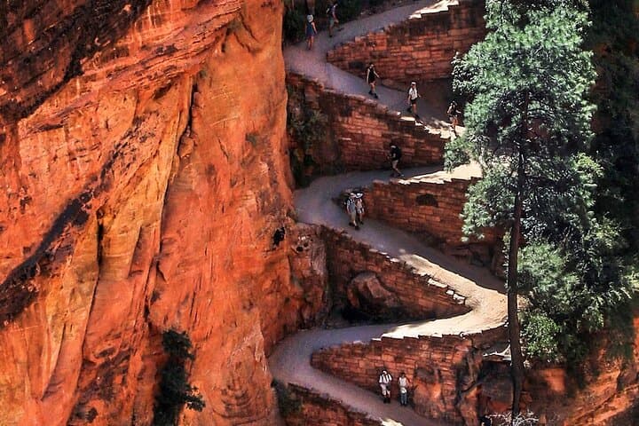 Drive-and-Listen: Zion and Bryce Canyon Self-Guided Audio Tour photo 2