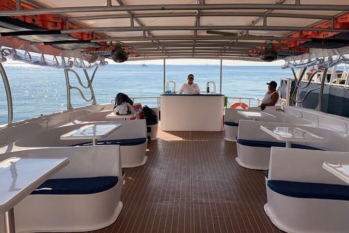 Private Catamaran to Isla Mujeres: Day Cruise with Snorkel, Lunch & Open Bar photo 4