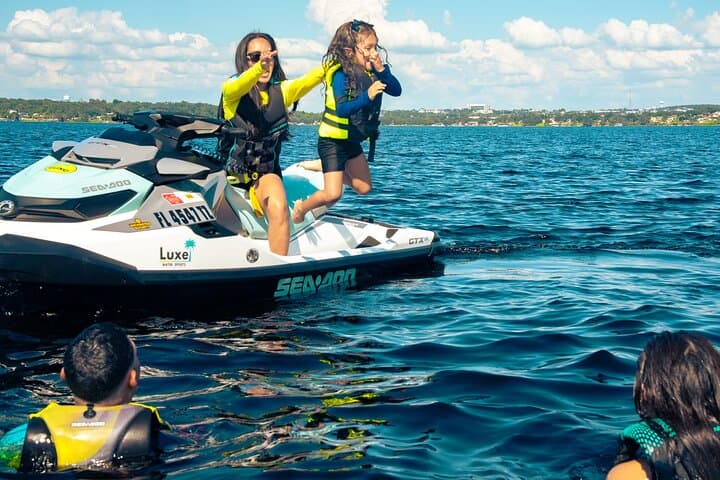 Orlando Luxe Jet Ski Rentals: High-Performance Hour on Central Florida Waters