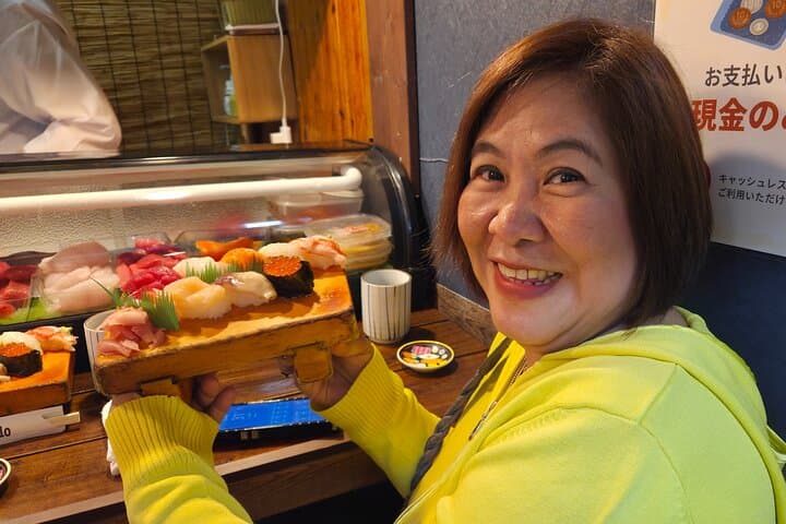 Authentic Sapporo Nijo Market Seafood Lunch & Local History Walking Tour photo 3