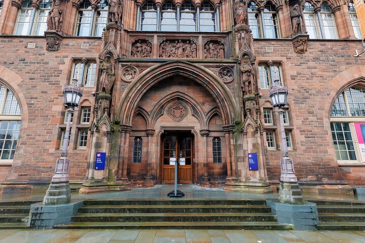 Private Romantic Walking Tour in Edinburgh with Castle Views photo 6
