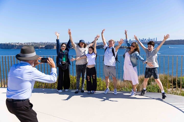 Sydney Airport Transfer and Manly Harbour Highlights Day Tour