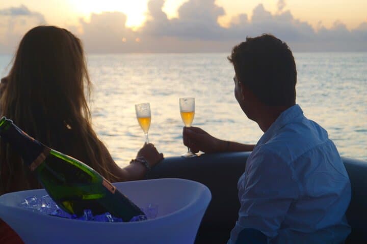 Private Sunset Bar Boat in Bora Bora — Champagne Cruise on a Luxury Pontoon photo 5