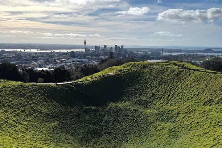 Half-Day Auckland City Highlights: Harbour Bridge, Mount Eden & North Head Tour photo 3