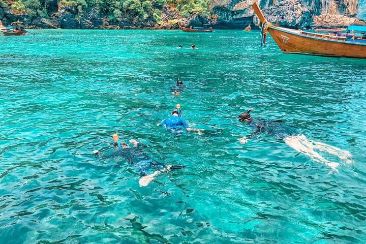 Sunrise Private Tour to Phi Phi Island — Beat the Crowds photo 6