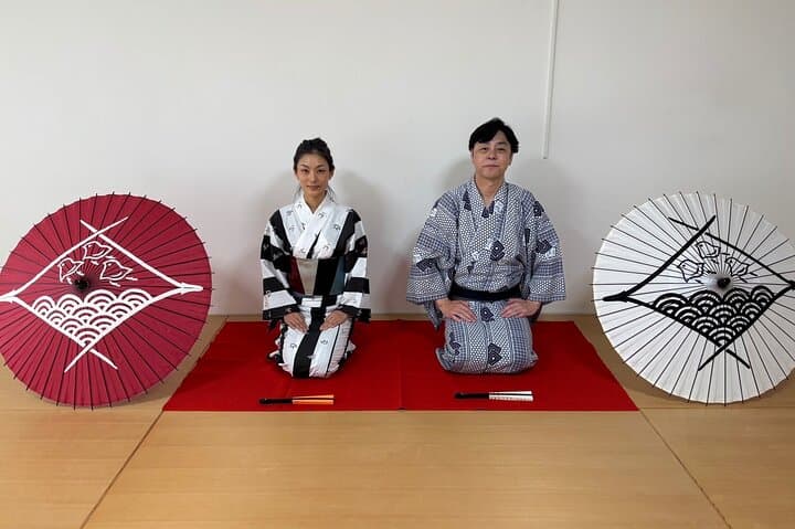 Traditional Japanese Dance and Matcha Workshop near Shinjuku — Yukata Experience in Seijo Gakuenmae photo 2