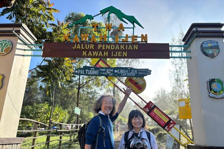 3-Day Bromo & Ijen Volcano Tour from Surabaya — Sunrise, Blue Fire & Private Transfers photo 6