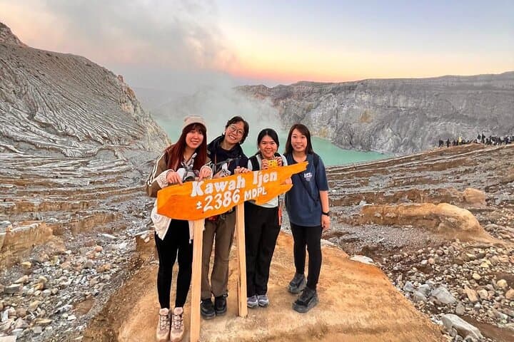 3-Day Bromo & Ijen Volcano Tour from Surabaya — Sunrise, Blue Fire & Private Transfers photo 4
